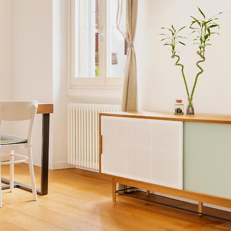 Milano Isola - Bright 2-Room Apartment With Balcony ภายนอก รูปภาพ