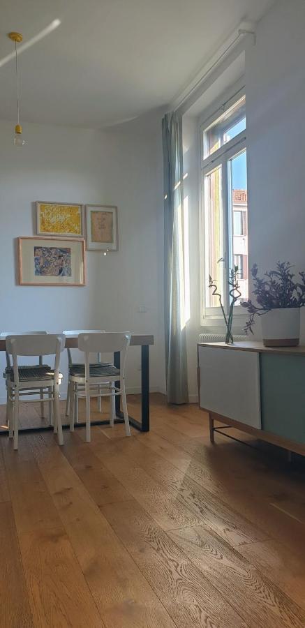 Milano Isola - Bright 2-Room Apartment With Balcony ภายนอก รูปภาพ