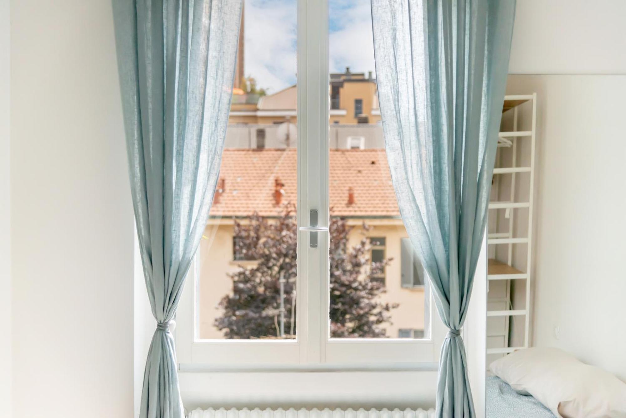 Milano Isola - Bright 2-Room Apartment With Balcony ภายนอก รูปภาพ