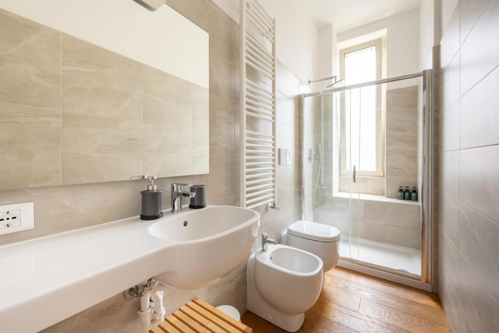 Milano Isola - Bright 2-Room Apartment With Balcony ภายนอก รูปภาพ